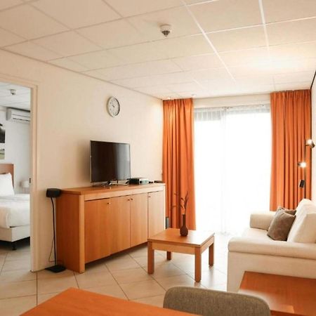 Pleasant Studio Apartment De Cocksdorp  Exterior foto